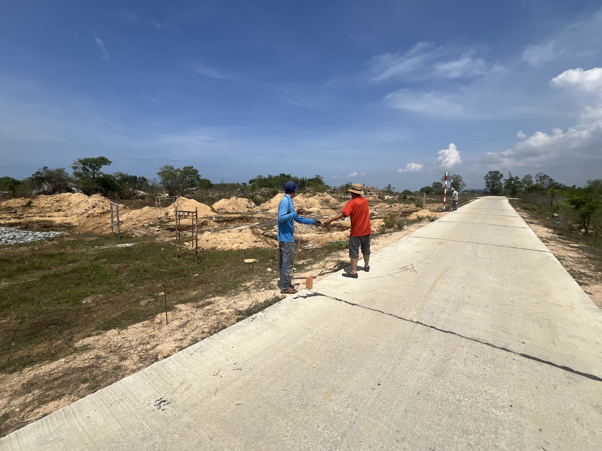 khao sat thi cong villa ven bien harmonie construction 1